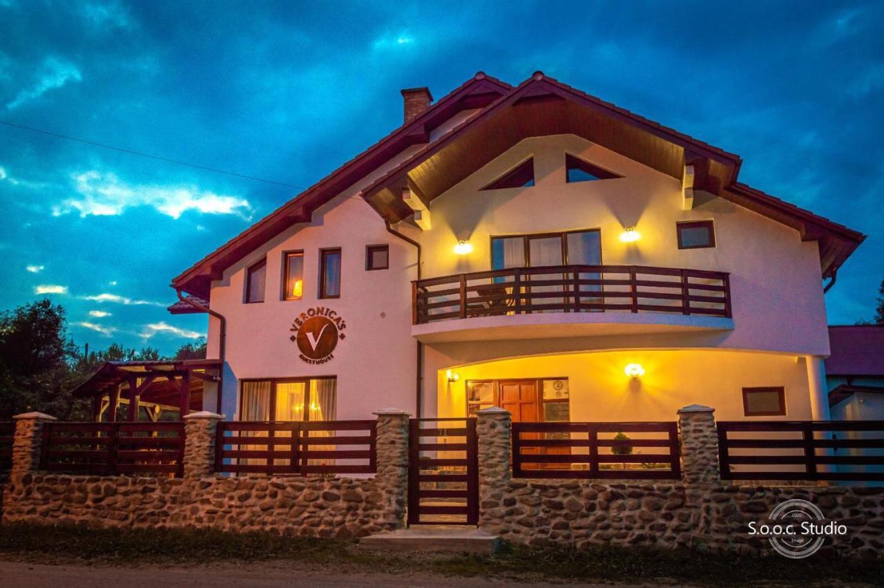 Veronica’s Guesthouse Breb Exterior foto